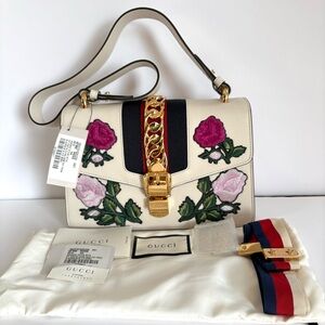 NWT Gucci Sylvie Floral Embroidery Leather Shoulder Bag  White Small